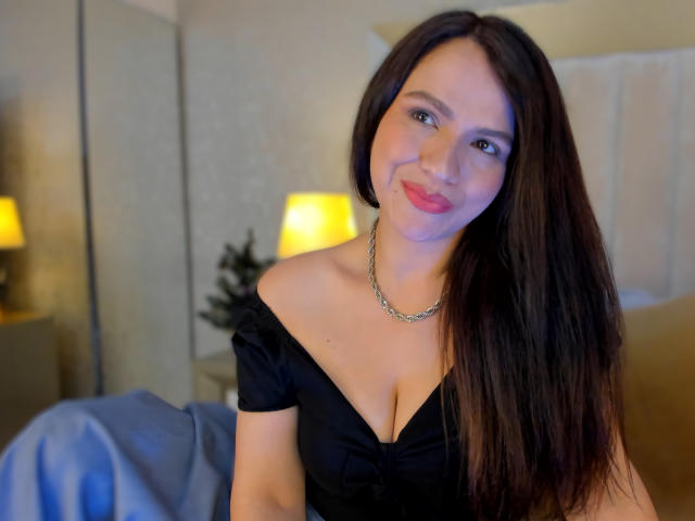 CameronViviane - Live sex cam - 28532816