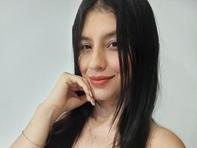 MadissonFontaine - ライブポルノ&amp;セックスカム - 28535207