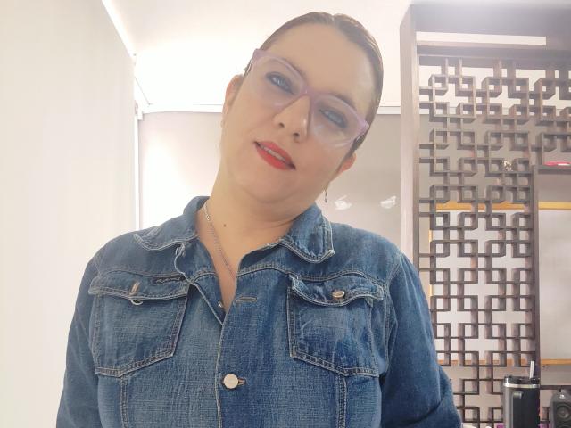 AmeliaWilson - Live sex cam - 28535312