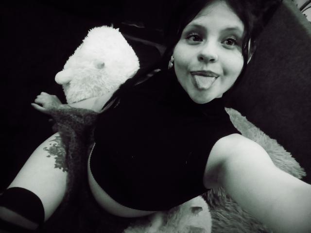 SophieHill - Live porn &amp; sex cam - 28536806