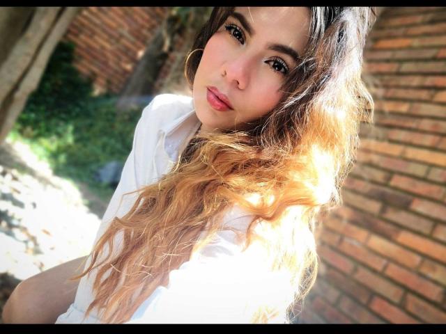 LindaPerez - Camera khiêu dâm &amp; quyến rũ trực tiếp - 28537166