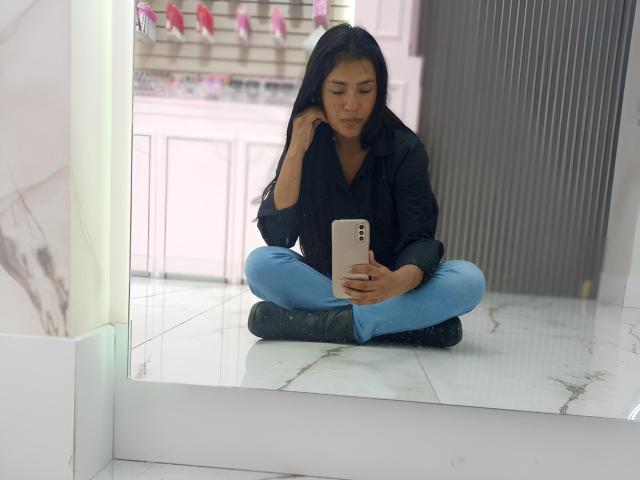 ArianithaXox - Live porn &amp; sex cam - 28537793