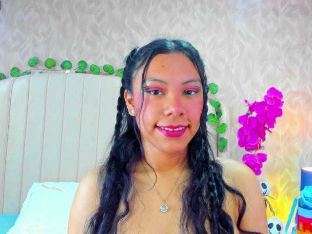 IvyMontaner - Live porn &amp; sex cam - 28540814