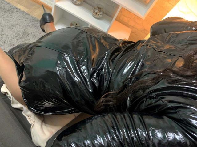 CharlotteMi - сексуальная веб-камера в реальном времени - 28541402