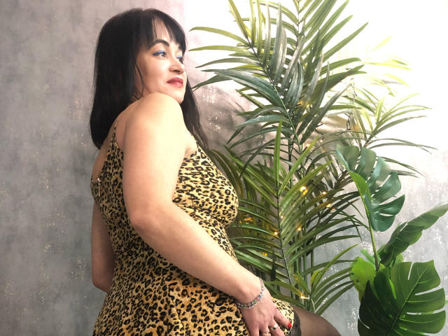 CharlotteMi - Live sex cam - 28541522