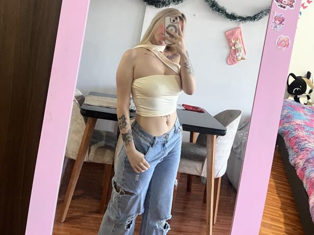 SammyViolet - Live porno og sexkamera - 28544321