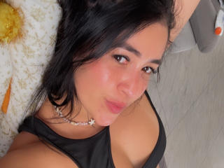 Yksityiskohtaiset tiedot mallista NicoColeman