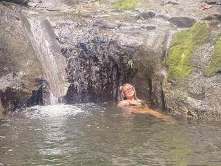 Yksityiskohtaiset tiedot mallista VictoriiaGrey