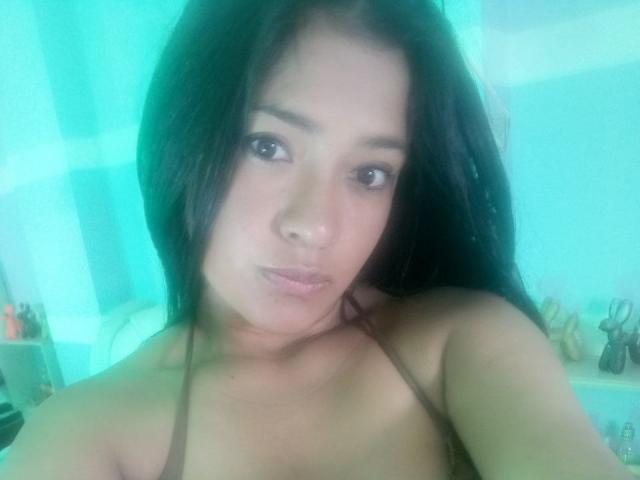 ArianithaXox - Live porn &amp; sex cam - 28545911