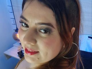 Yksityiskohtaiset tiedot mallista VedaJhonson