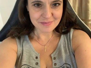 Yksityiskohtaiset tiedot mallista Eva-Meri-hot