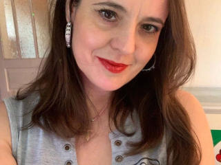 Yksityiskohtaiset tiedot mallista Eva-Meri-hot