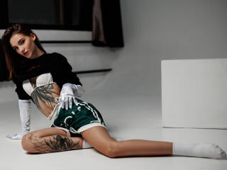 Yksityiskohtaiset tiedot mallista SophieKitty