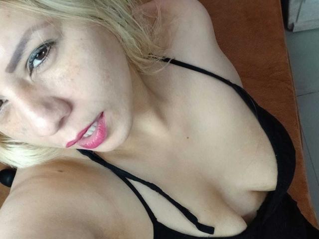 KathaleyaGrayyAss - Sexe cam en vivo - 28546877