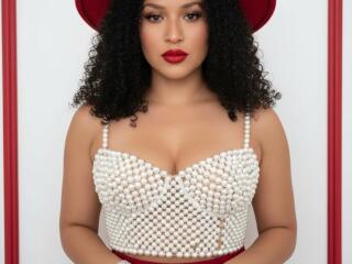 Yksityiskohtaiset tiedot mallista CarlaMuille