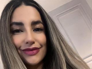 Yksityiskohtaiset tiedot mallista SofyaLane