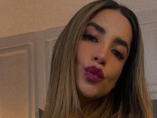 Yksityiskohtaiset tiedot mallista SofyaLane