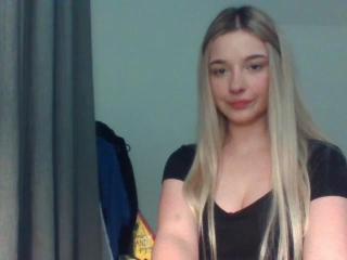 Yksityiskohtaiset tiedot mallista EvelineAngel