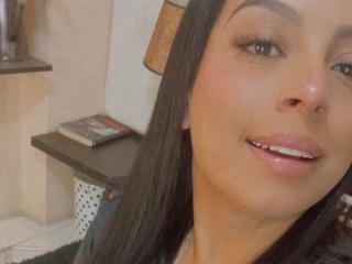 Yksityiskohtaiset tiedot mallista KateMayoss