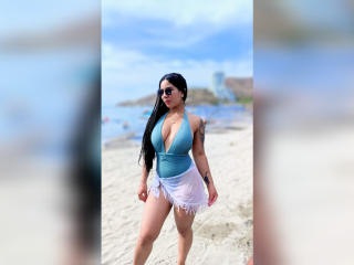 Yksityiskohtaiset tiedot mallista IvonnyJackson