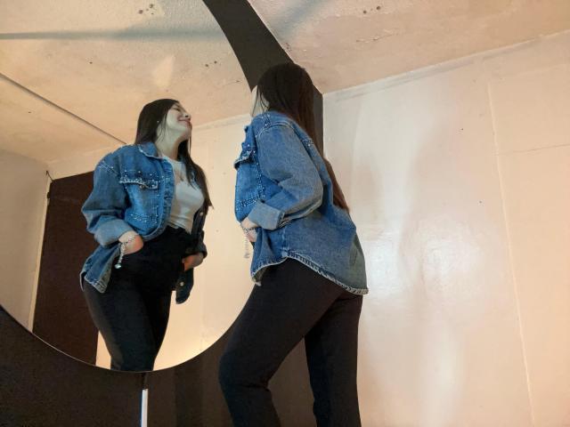 EmmaLombardi - Sexe cam en vivo - 28549103