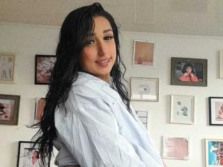 Yksityiskohtaiset tiedot mallista AlejandraVega