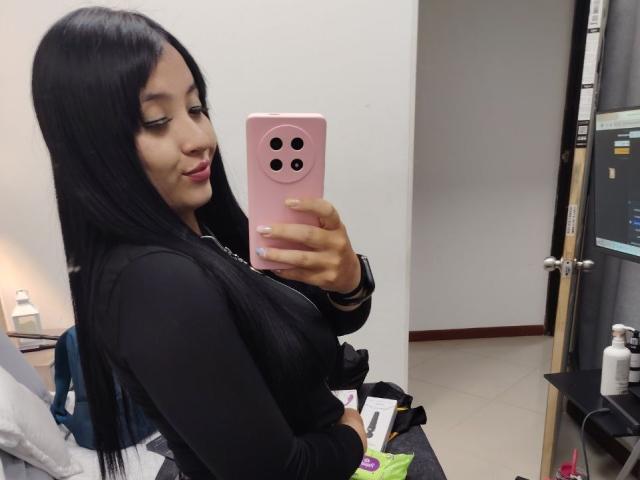 LunaBellaHotty - Live sexe cam - 28550927