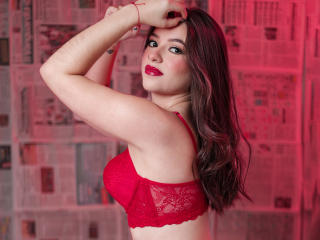 Yksityiskohtaiset tiedot mallista PaolaYKatty