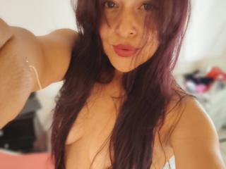 См. подробные сведения о модели AfroditaLaDiosa