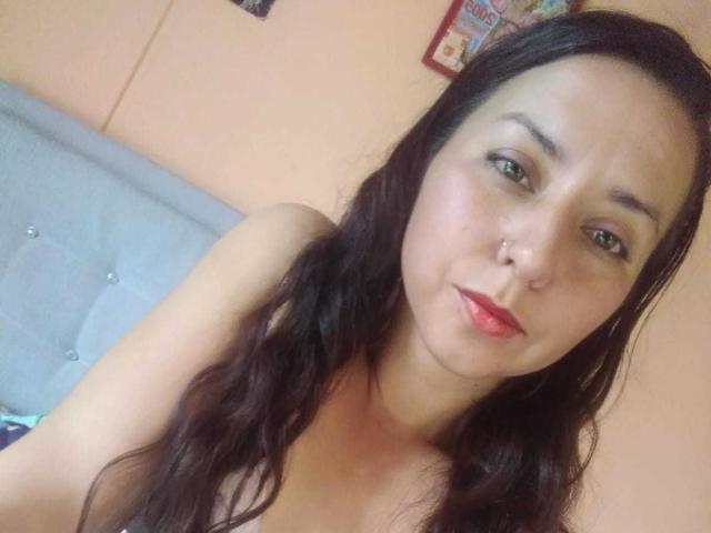 DouglasAndVioleth - Live sex cam - 28551464