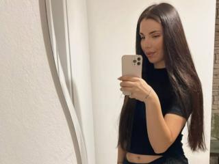 См. подробные сведения о модели MiraDelynn