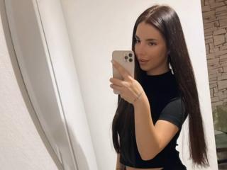 См. подробные сведения о модели MiraDelynn