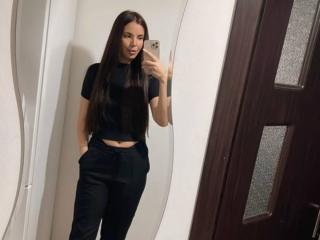 См. подробные сведения о модели MiraDelynn