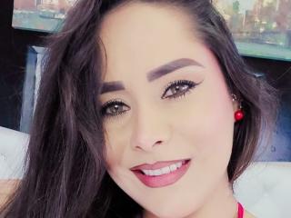 См. подробные сведения о модели CamilaBardot