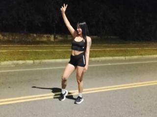 См. подробные сведения о модели AnalisseJade