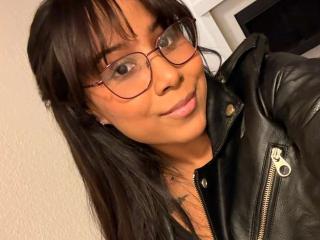 См. подробные сведения о модели dariaebony