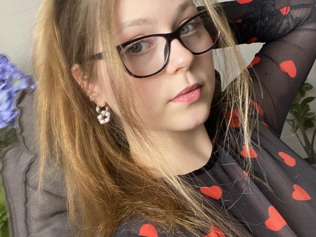 KarKutie - Live porn &amp; sex cam - 28555394