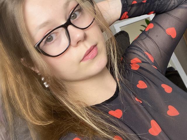 KarKutie - Live porn &amp; sex cam - 28555397