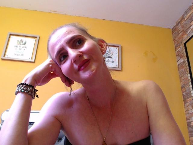 RubiAnderson - Live porn &amp; sex cam - 28557191