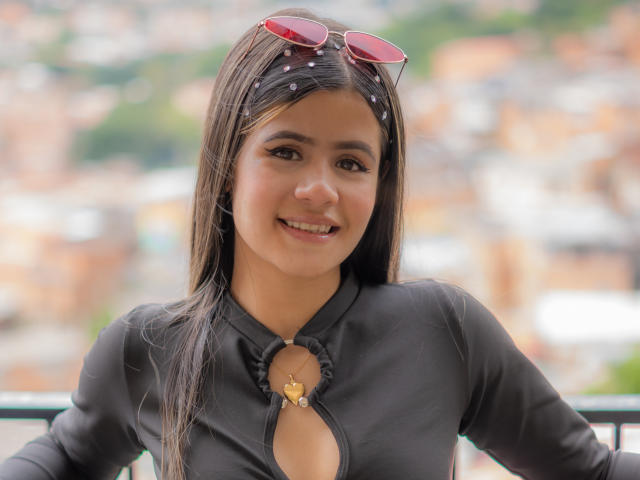 SheylaSpooner - Live Sex Cam - 28557449