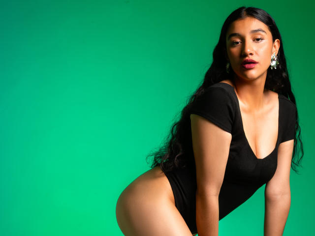 ValentinaCruz69 - Live porn &amp; sex cam - 28557779