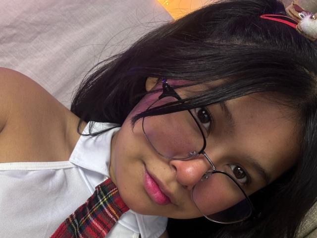 Mei69 - Élő pornó és szexkamera - 28557800