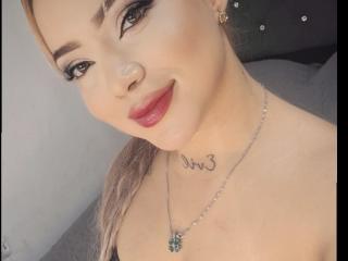 См. подробные сведения о модели TatianaRossi