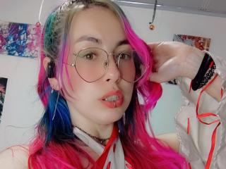 См. подробные сведения о модели NatashaLau