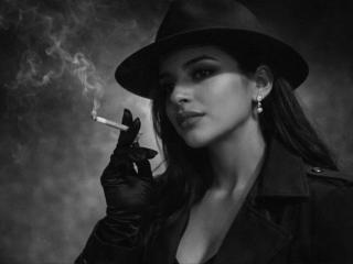 См. подробные сведения о модели IsabellaJames