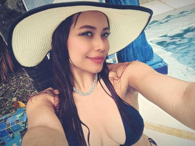 VannesaSaenz - Live porn &amp; sex cam - 28559063