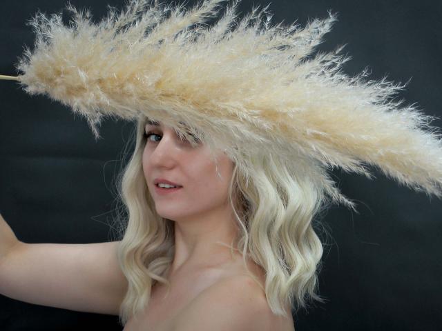 MilenaBaldwin - Sexe cam en vivo - 28559177