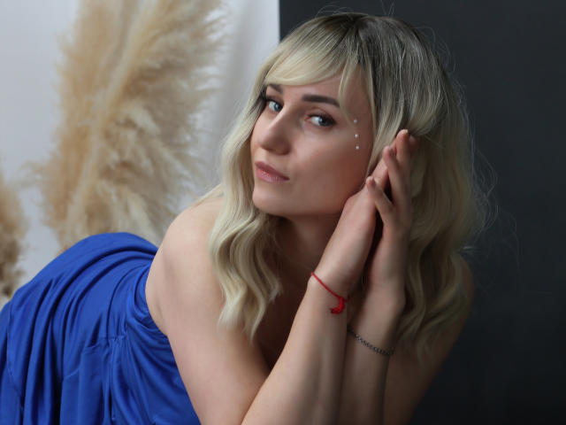 MilenaBaldwin - Sexe cam en vivo - 28559192