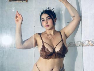 См. подробные сведения о модели ScarletReyes