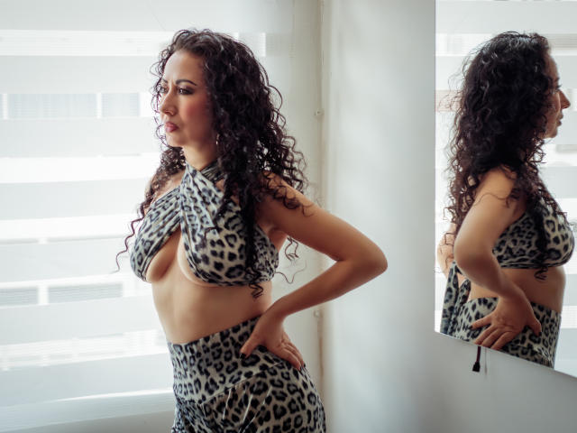 SamanthaAntolin - Live porn &amp; sex cam - 28562282